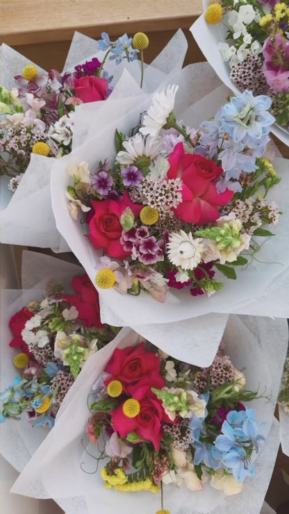 Christmas Fresh Flower Bouquet